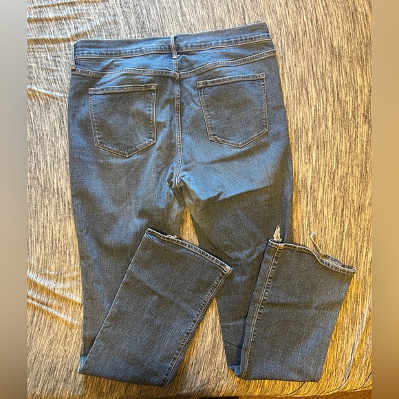 OLD NAVY JEANS - Picture 3 of 5